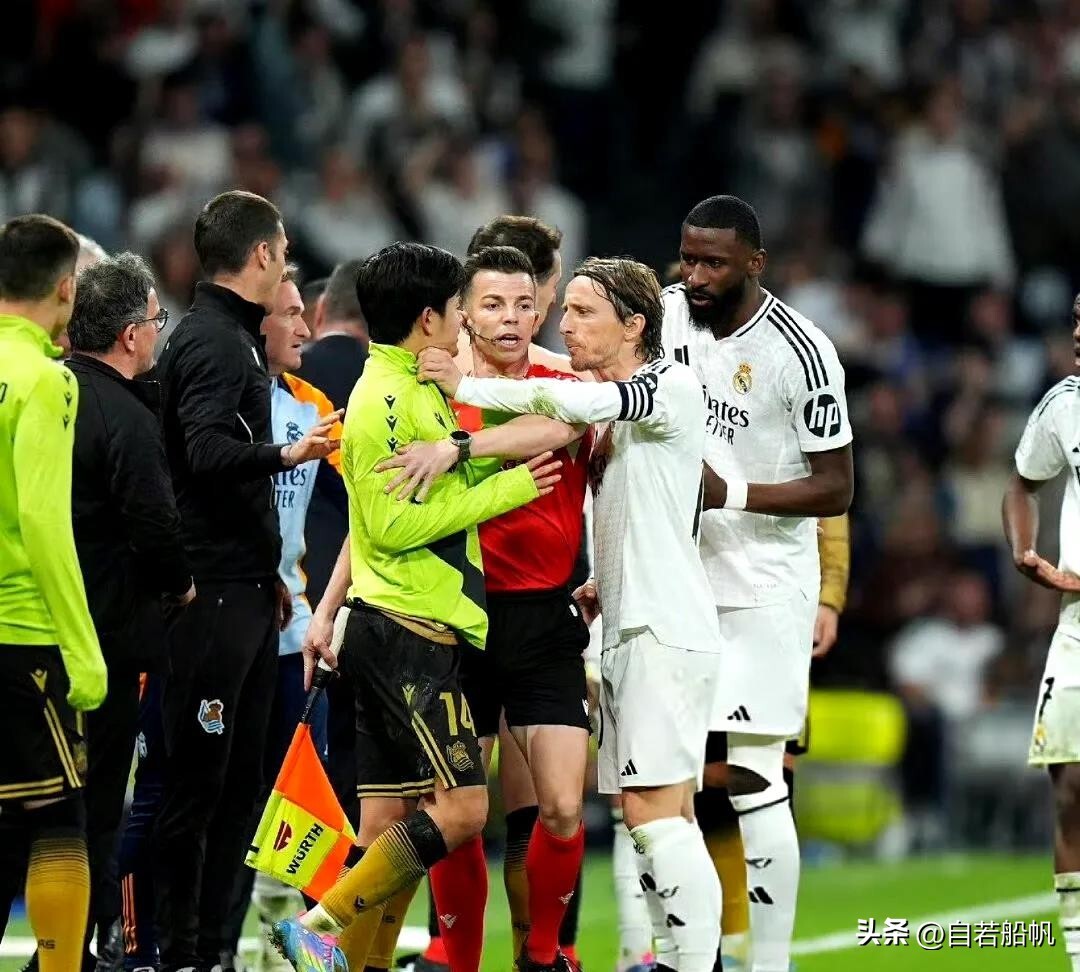 关于精彩剧情扣人心弦，球队备战全球重要足球盛事的信息