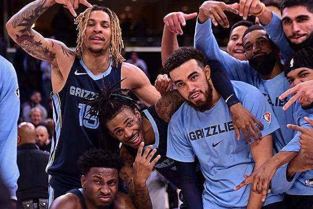 爱游戏亚洲官网-雄鹿赢下灰熊取得胜利