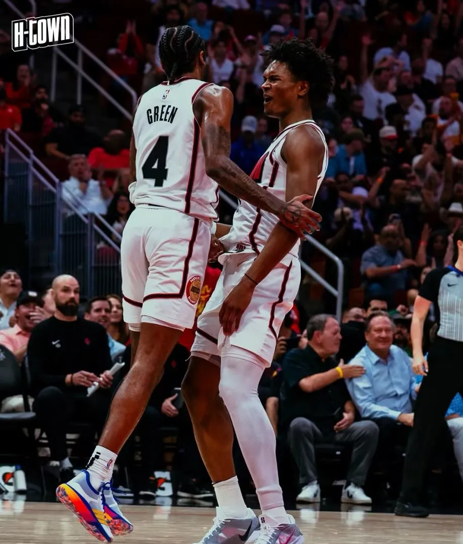 爱游戏在线-关于火箭外线低迷负于步行者，遭遇两连败的信息